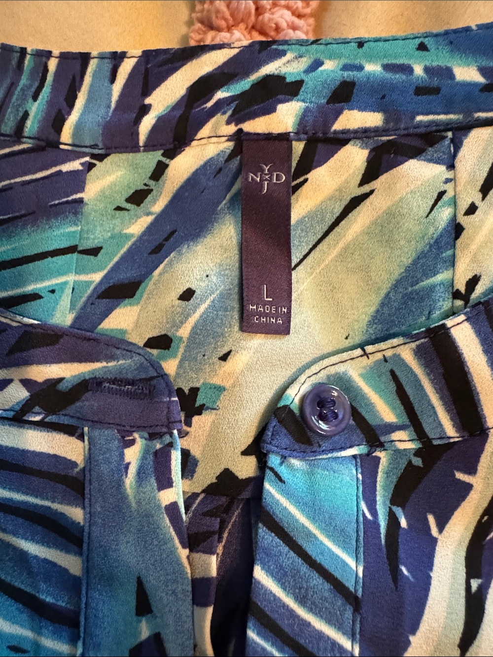 NYDJ Tropical Leaf Print Blouse in Blue and Teal - Picture 3 of 8
